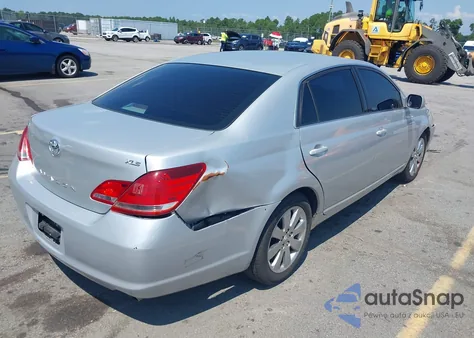 2005 Toyota Avalon Xls z USA, uszkodzony, nr VIN 4T1BK36B75U025907